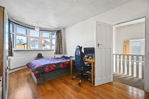 3 bedroom semi-detached house for sale, Cambridge Road, North Harrow