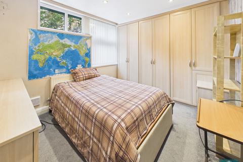 1 bedroom apartment for sale, The Gabriels, Shaw OL2