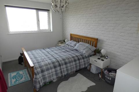 undefined, Theyer Close, Gloucester GL3