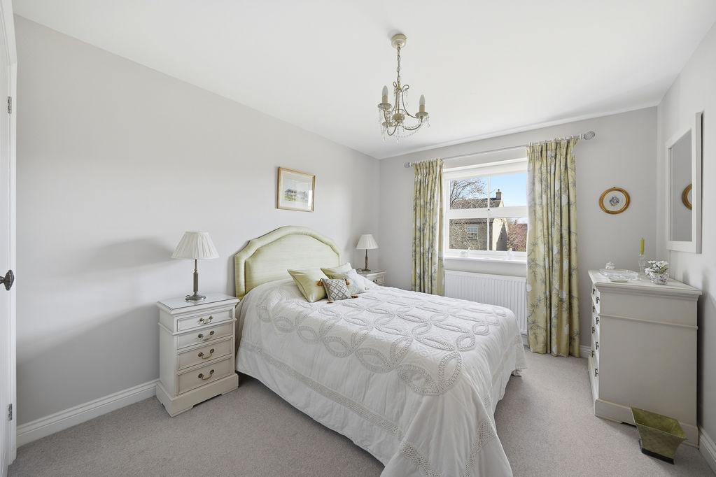 Guest bedroom