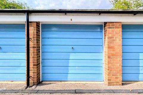 undefined, Hardwick Road, Redhill RH1