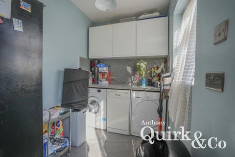 3 bedroom terraced house for sale, White Gardens, Dagenham, RM10