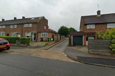 undefined, Malmstone Avenue, Merstham RH1