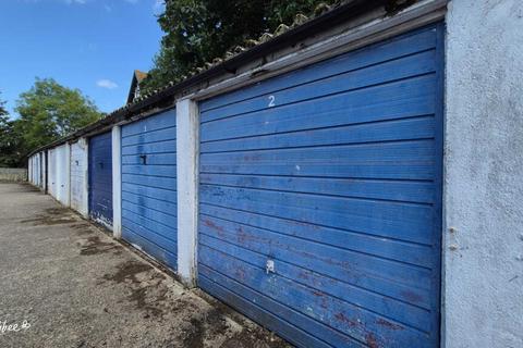 undefined, Malmstone Avenue, Merstham RH1