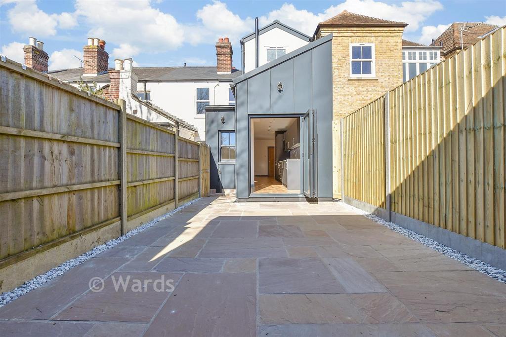 External Lifestyle Photograph