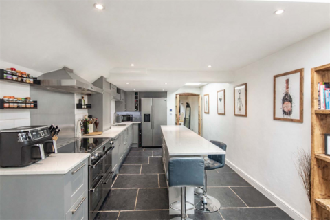 undefined, 2 The Triangle , Upper Basildon, RG8