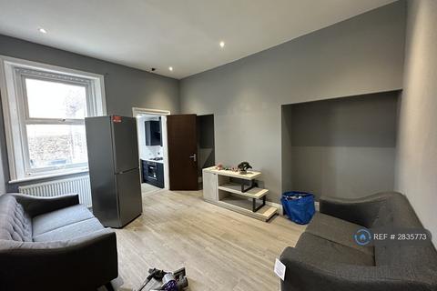 undefined, Gainsborough Grove, Newcastle Upon Tyne, NE4