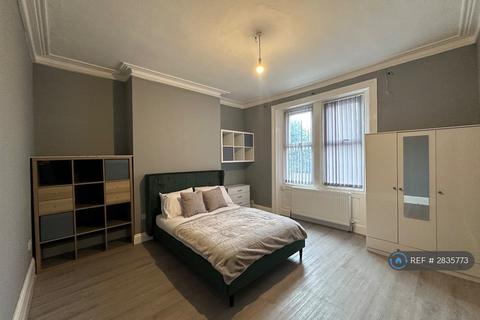 undefined, Gainsborough Grove, Newcastle Upon Tyne, NE4