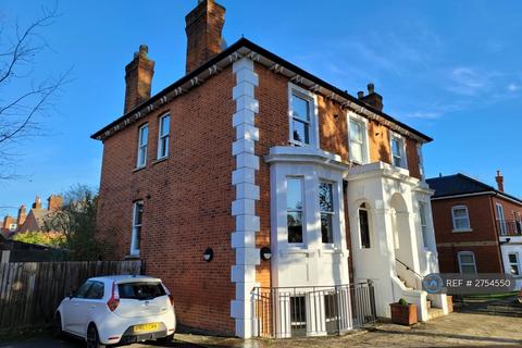 1 bedroom flat to rent, Aviator Place, Reading, RG1
