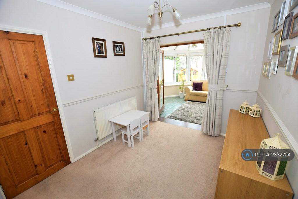 Dining Room/ Play Room