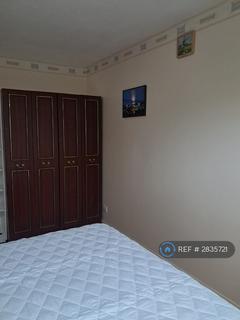 1 bedroom in a house share to rent, Flint Close, Luton, LU3