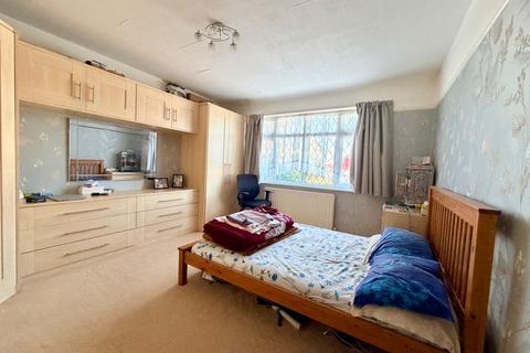 undefined, Greenfield Avenue, Watford, Hertfordshire, WD19