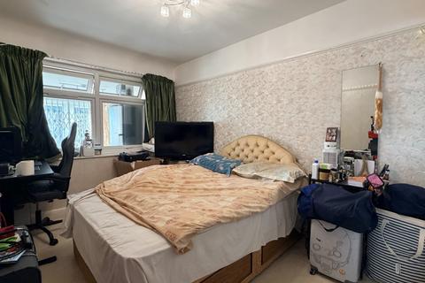 undefined, Greenfield Avenue, Watford, Hertfordshire, WD19