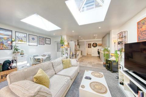 undefined, Merton Hall Road, Wimbledon Chase, London, SW19 3PZ