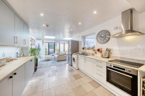 undefined, Merton Hall Road, Wimbledon Chase, London, SW19 3PZ