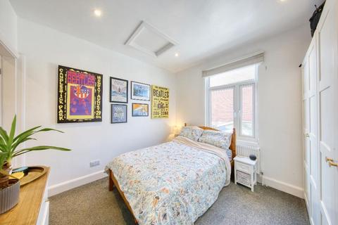undefined, Merton Hall Road, Wimbledon Chase, London, SW19 3PZ