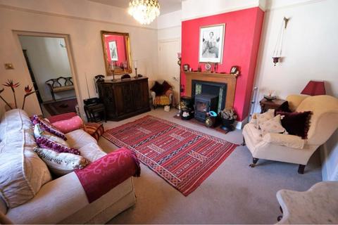 4 bedroom semi-detached house for sale, Cricket Hill, Wokingham, RG40
