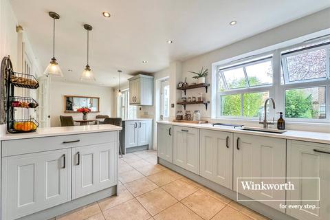 4 bedroom detached house for sale, St. Cleeve Way, Dorset BH22