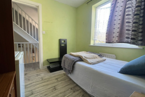 undefined, Armistice Gardens, London SE25