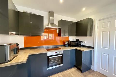 3 bedroom semi-detached house for sale, Ballifield Road, Sheffield, S13 9HX