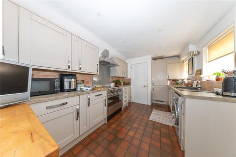 2 bedroom terraced house for sale, Silver Street, Newport Pagnell, Buckinghamshire, MK16