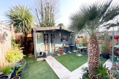 1 bedroom flat for sale, Westcliff-on-Sea SS0