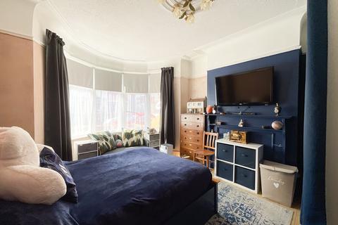 1 bedroom flat for sale, Westcliff-on-Sea SS0