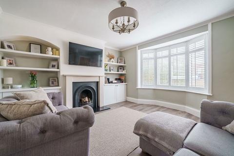 undefined, Bethune Road, Horsham RH13
