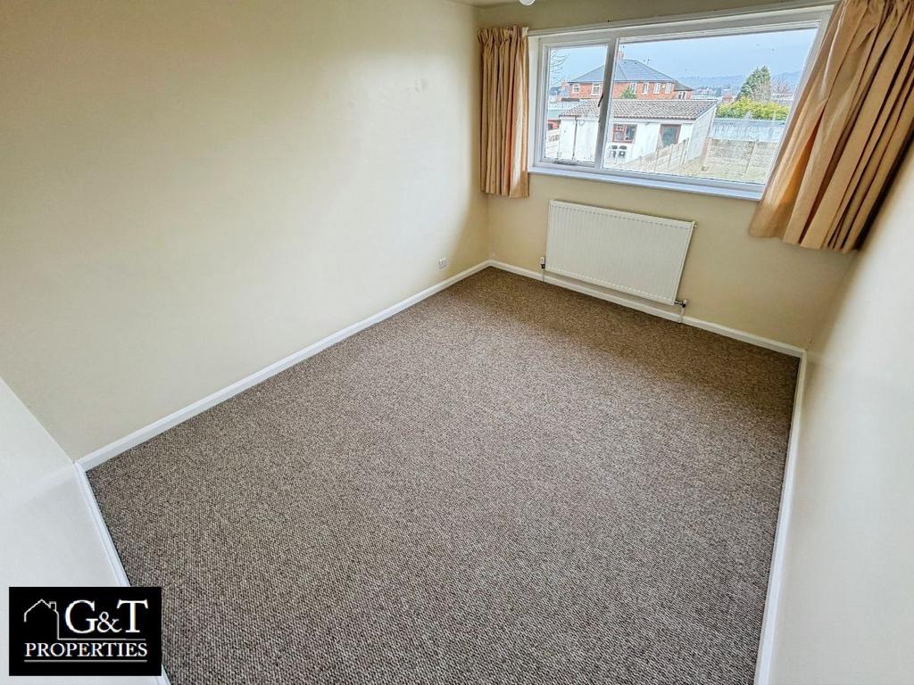 2nd Bedroom