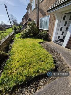 2 bedroom semi-detached house to rent, Clayton Road, Newcastle, ST5