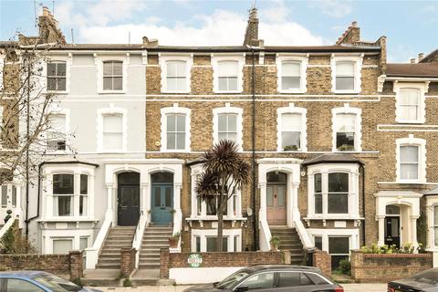 3 bedroom maisonette for sale, Amhurst Road, London, E8