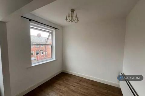 3 bedroom flat to rent, Walker, St. Anthonys, Newcastle Upon Tyne, NE6