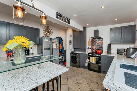 2 bedroom terraced house for sale, Brunswick Road, BUCKLEY, Clwyd, CH7