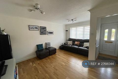 3 bedroom semi-detached house to rent, Isis Close, Winnersh, Wokingham, RG41