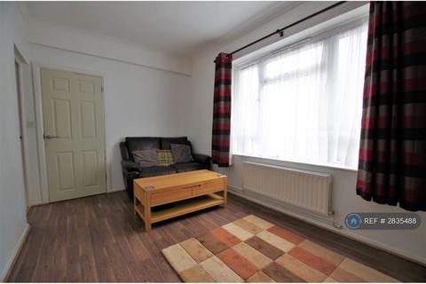 1 bedroom bungalow to rent, Susan Road, London, SE3