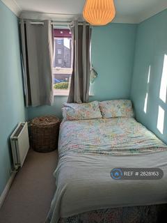 2 bedroom flat to rent, Cadnam Lodge, London, E14