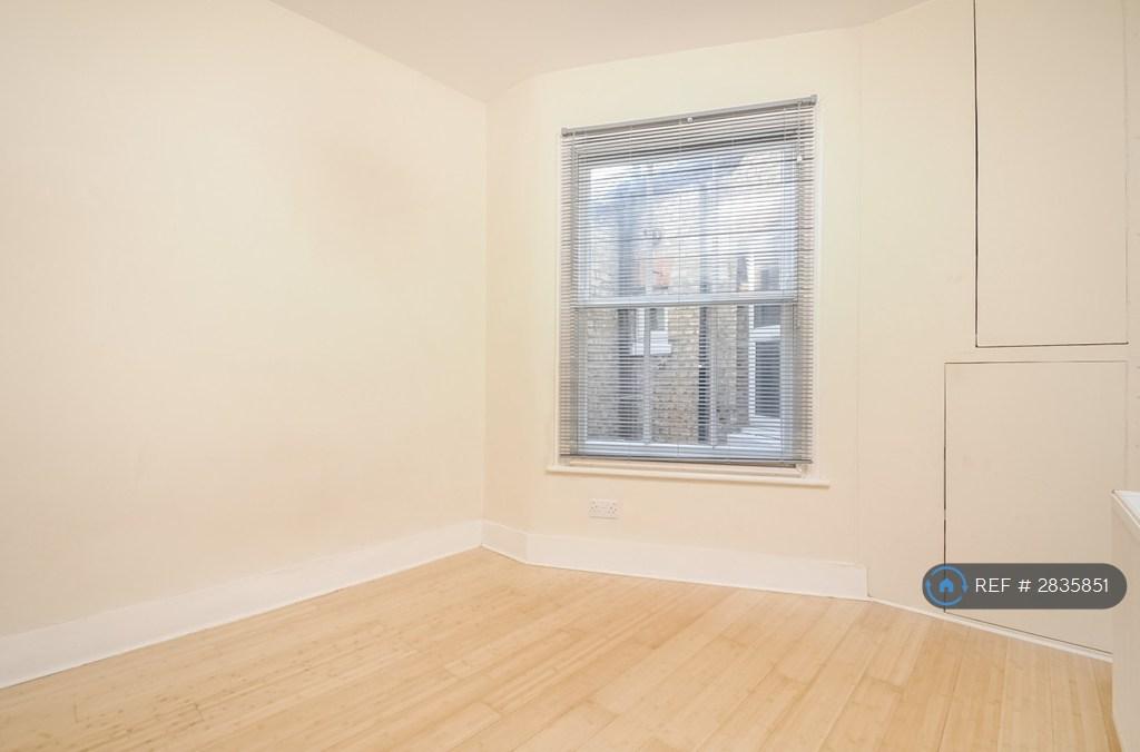 2nd Bedroom / Study / Nursery