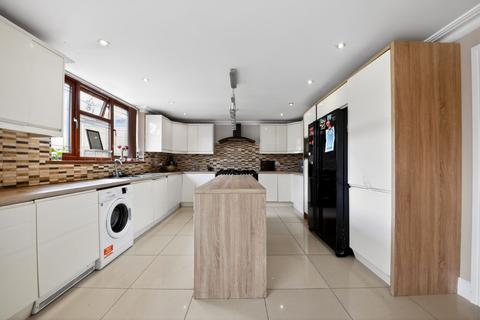 8 bedroom semi-detached house for sale, Eastbrook Drive, Romford, RM7