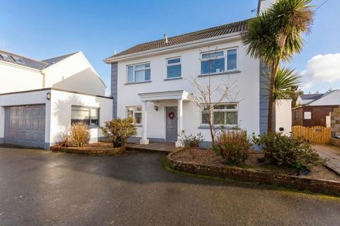 3 bedroom detached house for sale, Highbury, La Rue D'Aval, Grouville