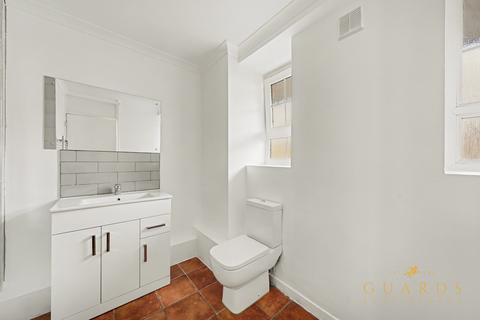 2 bedroom apartment to rent, Whitmore Estate, London N1