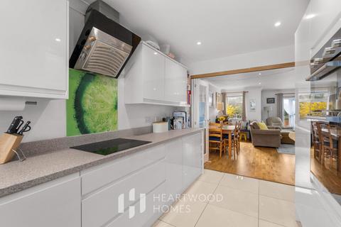 3 bedroom detached house for sale, Green Lane, St. Albans, AL3 6EU