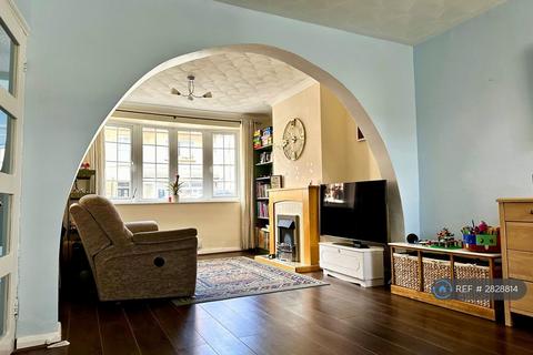 undefined, Rayfield Grove, Swindon, SN2
