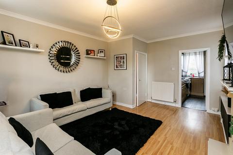 2 bedroom flat for sale, Restalrig Drive, Restalrig, Edinburgh, EH7