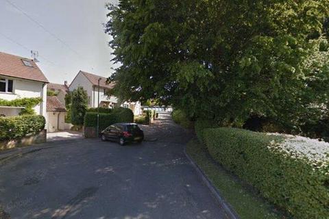 undefined, Rowan Close, Reigate RH2