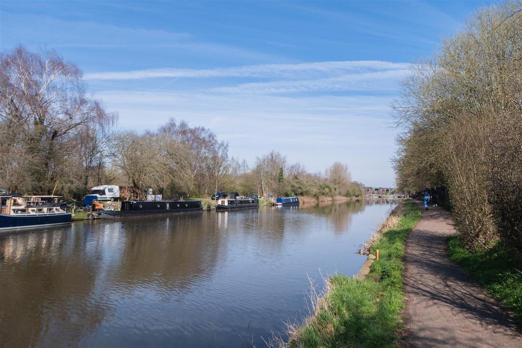 12 The Willows-028.jpg