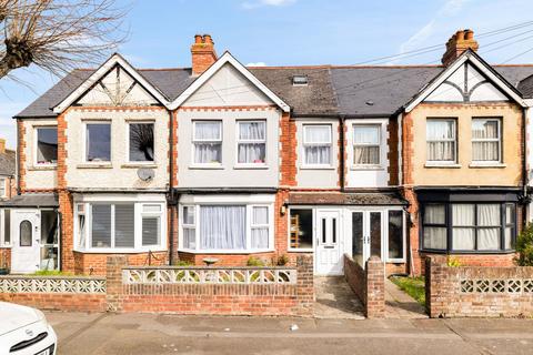 4 bedroom terraced house for sale, Phillip Road, Folkestone, CT19