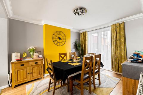 4 bedroom terraced house for sale, Phillip Road, Folkestone, CT19