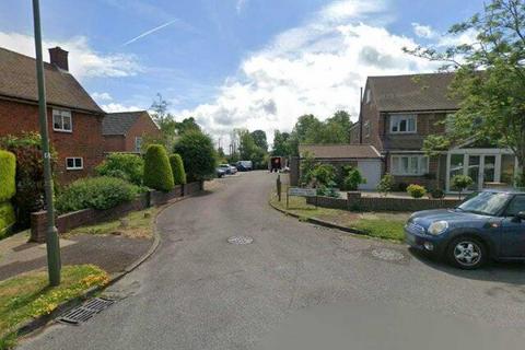 undefined, Yewlands Close, Banstead SM7
