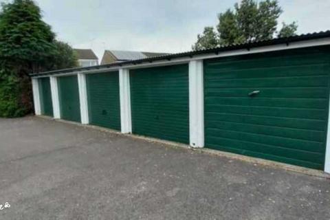 undefined, Michelham Gardens, Tadworth KT20