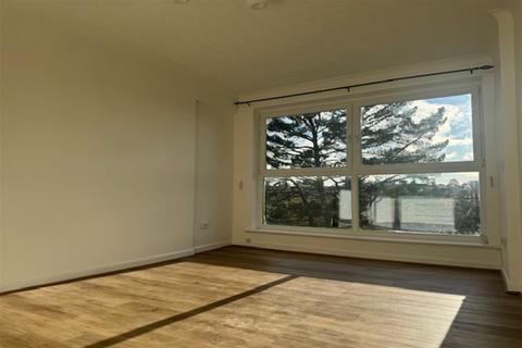 2 bedroom flat to rent, The Grange 1c, Branksome Wood Road, BH2